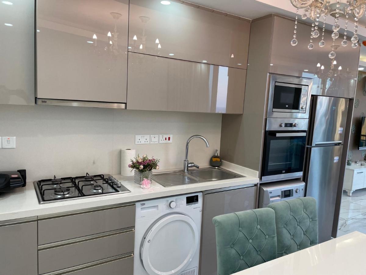 Elegant 2+1 Flat In The Heart Of Kyrenia + Wifi Apartment Luaran gambar